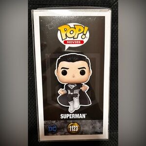 Funko Pop! Movies Justice League- Superman Black suit